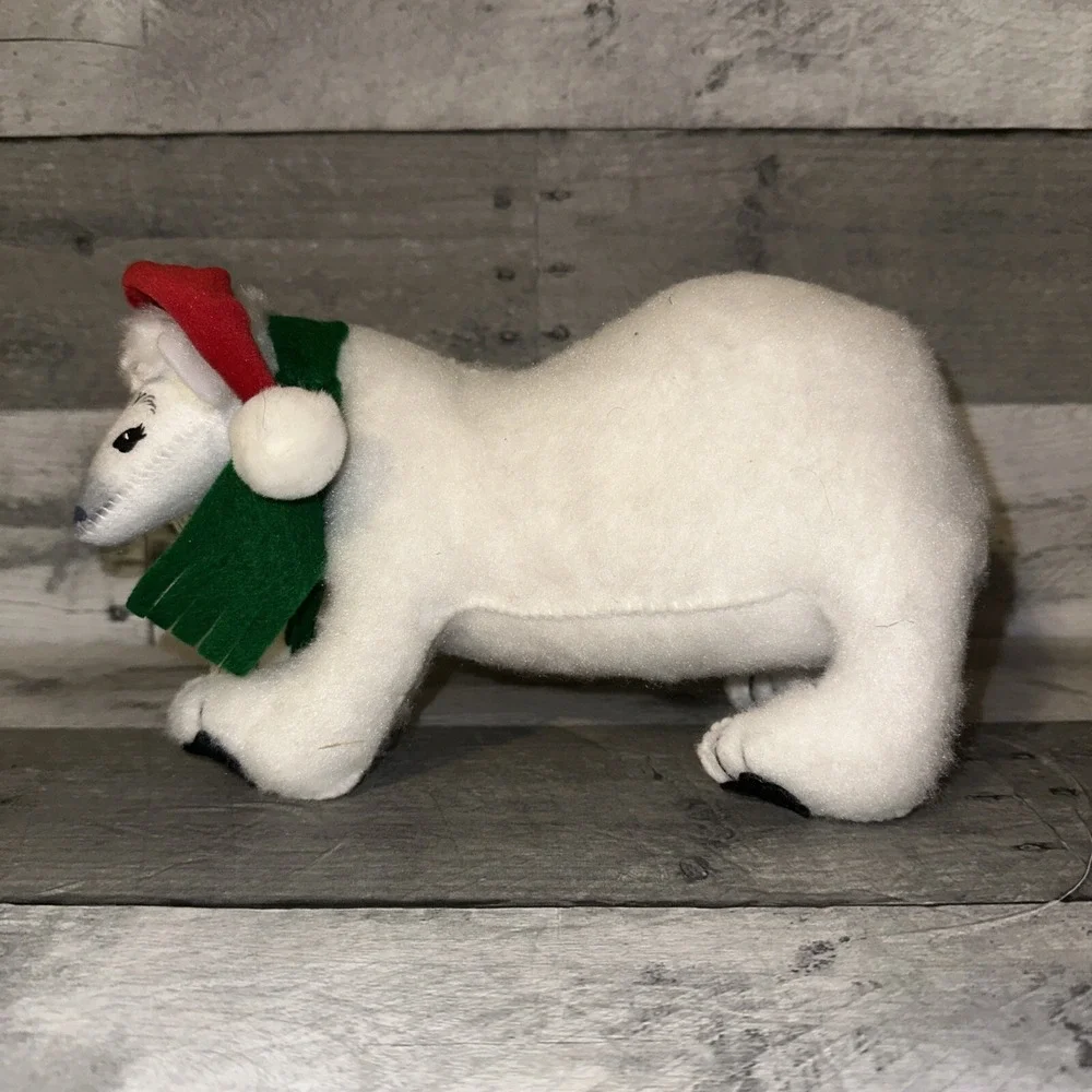 Annalee 2009 Polar Bear with Santa Hat 9